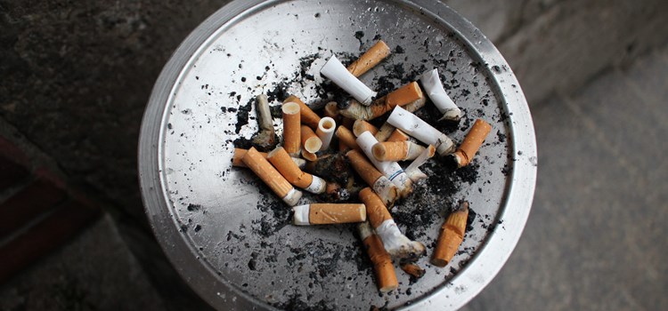 More people are smoking again due to covid-19 image
